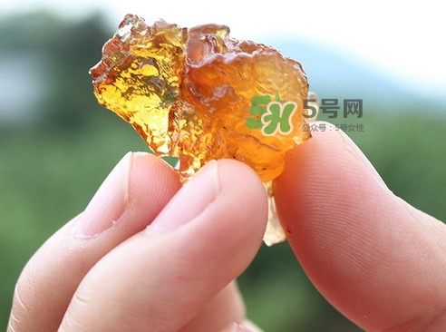 桃膠一次食用量多少？桃膠多吃有什么危害