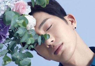 野獸派和roseonly哪個好？野獸派和roseonly區(qū)別