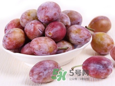 西梅一次多少合適？西梅一天吃幾個(gè)最好