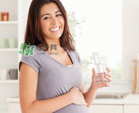 孕期為什么會水腫？孕期手腳腫怎么辦？