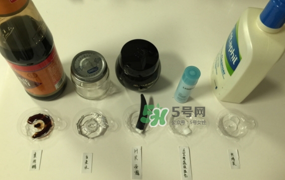 hr黑繃帶對痘痘有用嗎？赫蓮娜黑繃帶面霜使用心得