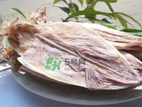 魷魚(yú)干怎么保存？買(mǎi)魷魚(yú)干如何挑選