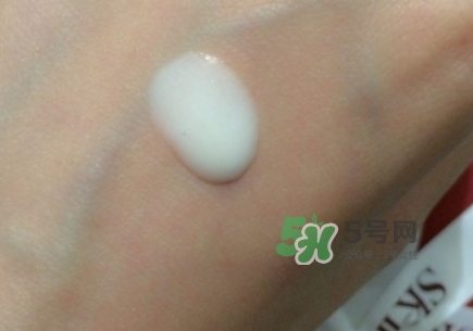 神仙水和小燈泡哪個(gè)好？神仙水和小燈泡使用順序