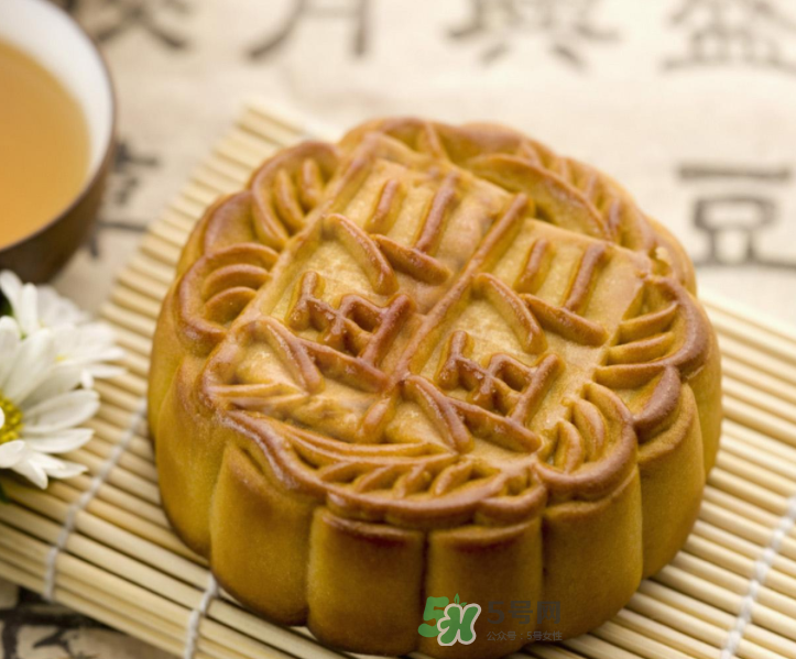 水果餡月餅真的是冬瓜做的嗎？冬瓜怎么做水果餡月餅？