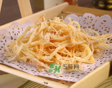 魷魚絲一次吃多少合適？魷魚絲吃多了會怎么樣