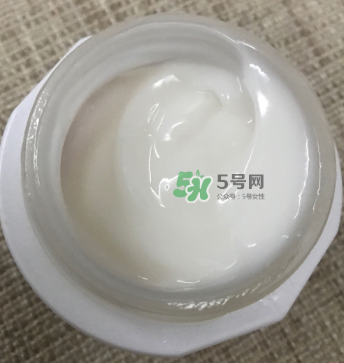 薇姿水光煥白乳霜怎么樣？薇姿水光煥白乳霜好用嗎？