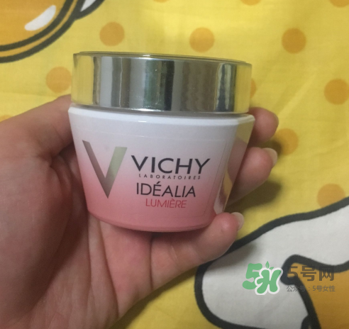 薇姿水光煥白乳霜怎么樣？薇姿水光煥白乳霜好用嗎？