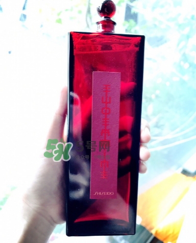 資生堂紅色蜜露搭配什么乳液？紅色蜜露搭配什么使用
