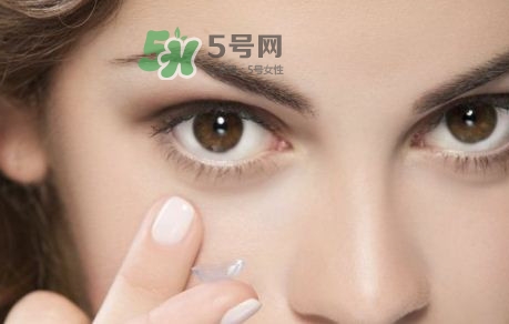 配個(gè)隱形眼鏡多少錢？隱形眼鏡日拋多少錢