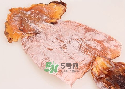 魷魚干可以煲湯嗎？魷魚干可以燉湯嗎