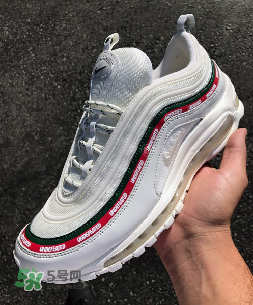 undefeated與nike air max 97聯(lián)名白色款什么時(shí)候發(fā)售_實(shí)物怎么樣？