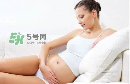 羊水栓塞發(fā)生在什么時候？羊水栓塞癥狀