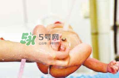 羊水栓塞是醫(yī)療事故嗎？羊水栓塞多發(fā)生于順產(chǎn)還是剖腹產(chǎn)？
