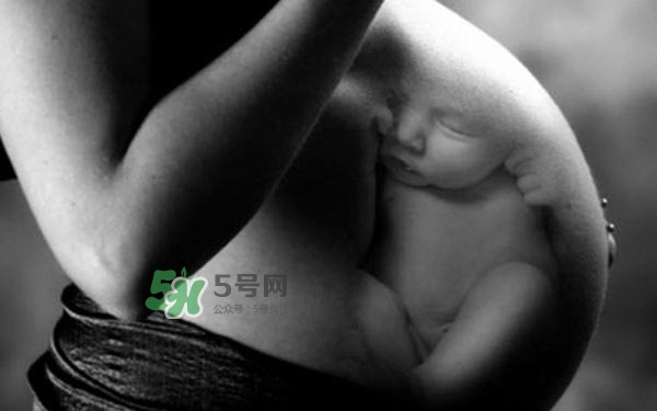 羊水栓塞是醫(yī)療事故嗎？羊水栓塞多發(fā)生于順產(chǎn)還是剖腹產(chǎn)？