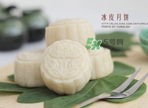 冰皮月餅皮太黏怎么辦？冰皮月餅粘手怎么回事？