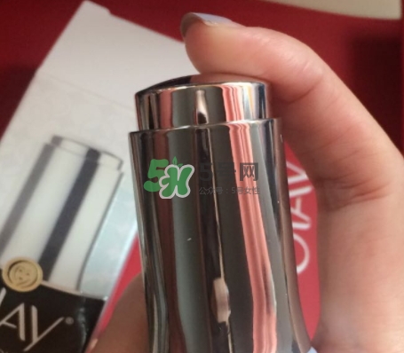 olay小白瓶會長毛嗎？olay小白瓶長黑毛是怎么回事？
