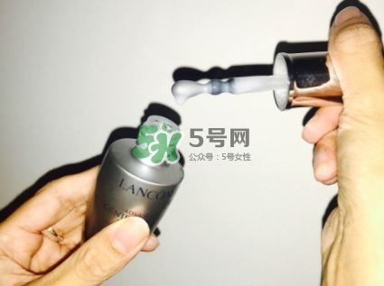 蘭蔻小灰瓶怎么用？蘭蔻小灰瓶眼部精華使用方法