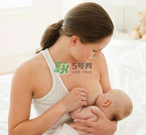 母乳喂養(yǎng)會乳糖不耐受嗎？母乳喂養(yǎng)會過度喂養(yǎng)嗎？