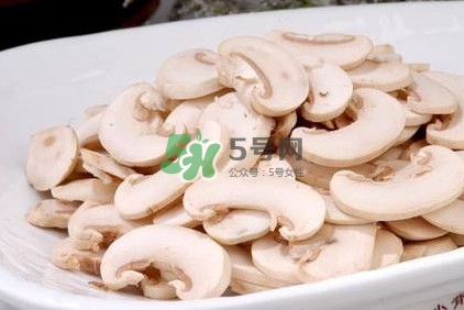 新鮮白蘑菇怎么做好吃？白蘑菇有什么好處
