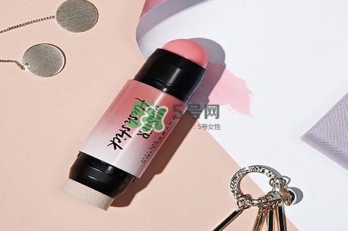 美寶蓮微醺氣色感應(yīng)腮紅棒怎么樣？美寶蓮腮紅棒怎么用