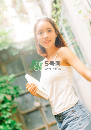 女金膠囊經(jīng)期可以吃嗎？女金膠囊什么時(shí)候吃最好？