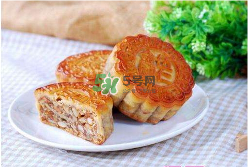 五仁月餅里的紅綠絲是什么？五仁月餅里面有什么？