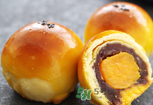 蛋黃酥多少錢一個(gè)？蛋黃酥多少錢一盒？