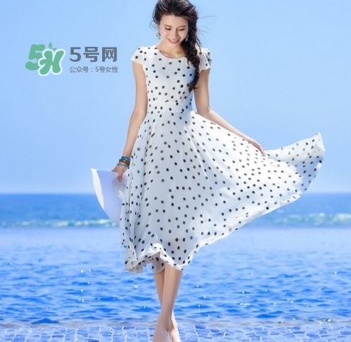 十月份去三亞穿什么衣服？10月份去三亞穿衣搭配