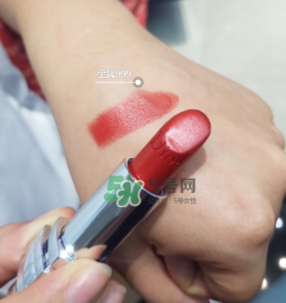 迪奧夾心999多少錢(qián)？迪奧夾心999口紅專(zhuān)柜價(jià)格