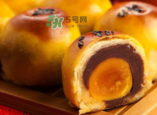 蛋黃酥烤多長時間最好？蛋黃酥烤多久？