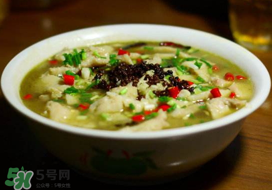 黑魚可以做酸菜魚嗎？黑魚做酸菜魚好吃嗎？