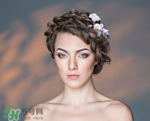 眼睛發(fā)黃是不是肝不好？眼睛發(fā)黃跟肝有關(guān)系嗎？