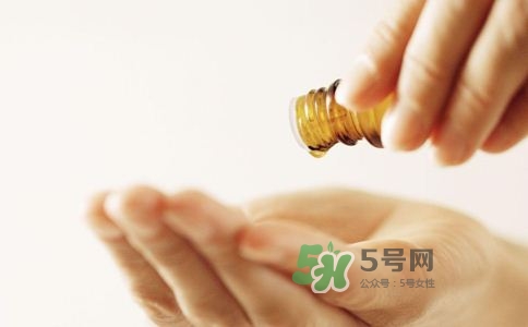 使用潤(rùn)滑劑會(huì)降低性欲嗎？用口水做潤(rùn)滑劑好嗎？