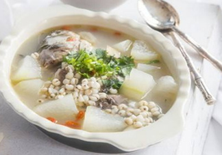 產(chǎn)婦鯽魚湯什么時(shí)候喝？產(chǎn)婦鯽魚湯放調(diào)料嗎？