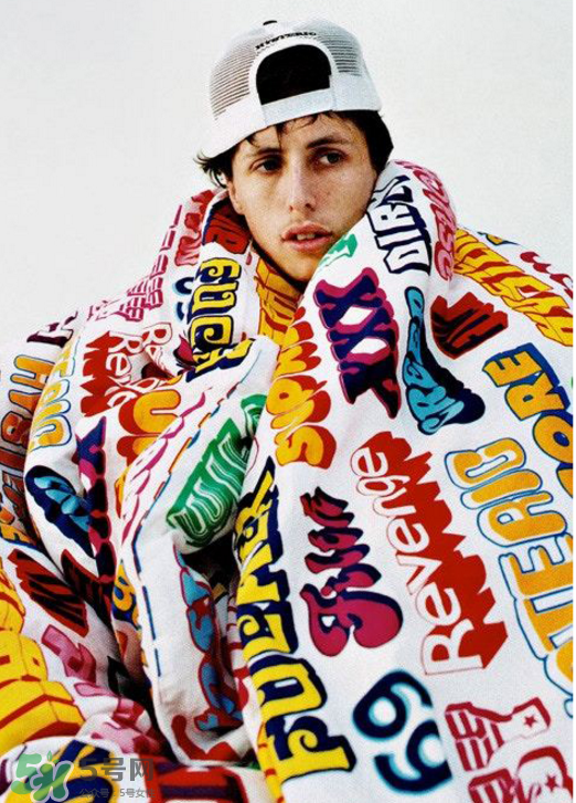 supreme與hysteric glamour2017秋冬聯(lián)名怎么樣_好看嗎？
