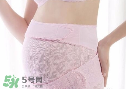 妊娠紋什么時(shí)候變白？妊娠紋產(chǎn)品什么時(shí)候用？