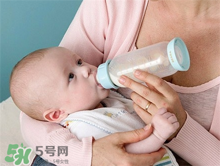 寶寶奶粉過(guò)敏什么原因？奶粉過(guò)敏的識(shí)別和處理