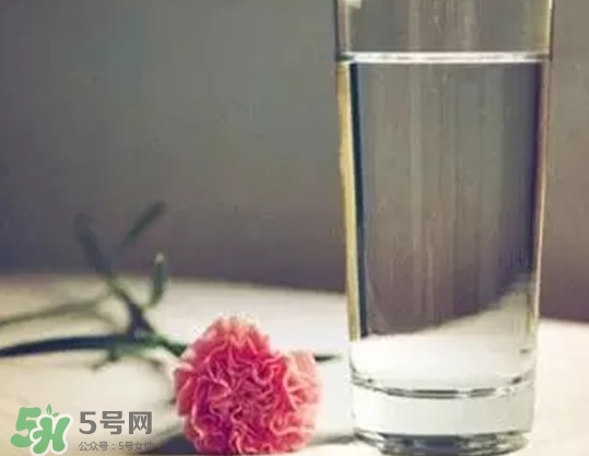飲用水含微塑料有什么危害？飲用水中的微塑料怎么來的