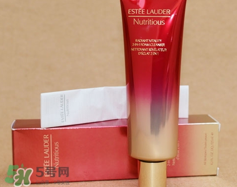 雅詩(shī)蘭黛紅石榴洗面奶真假辨別對(duì)比圖 雅詩(shī)蘭黛紅石榴洗面奶真假辨別對(duì)比圖