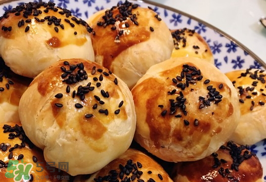 蛋黃酥是什么味道？蛋黃酥味道怎么樣？