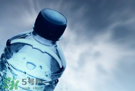 凈化水是酸性還是堿性？凈化水是小分子水嗎