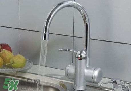 自來(lái)水為什么不能直接喝？自來(lái)水洗過(guò)的水果為什么可以吃？