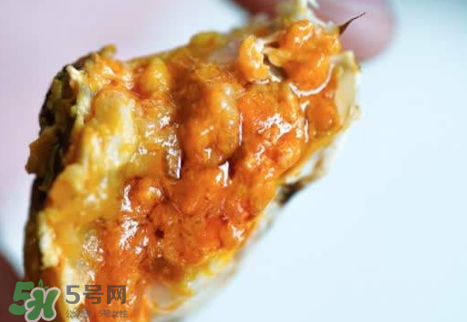 啤酒蒸大閘蟹好吃嗎？啤酒蒸大閘蟹怎么吃？