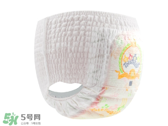 新生兒一天用多少尿不濕？新生兒尿不濕買多大的？