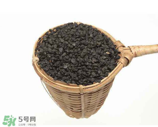 韭菜籽可以泡酒嗎？韭菜籽可以腌著吃嗎？