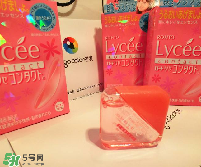 樂敦小粉花戴著隱形能用嗎_戴隱形能不能滴？