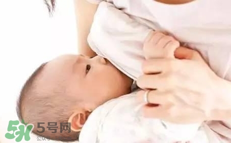 要上班了寶寶吃母乳怎么辦？要上班了寶寶不吃奶瓶怎么辦？