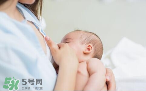 母乳喂養(yǎng)不能吃哪些東西？母乳喂養(yǎng)媽媽飲食注意事項(xiàng)