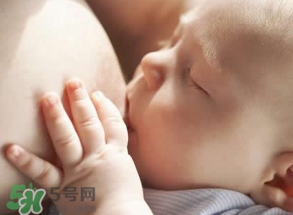 母乳能做什么？母乳可以放冰箱保鮮多久？