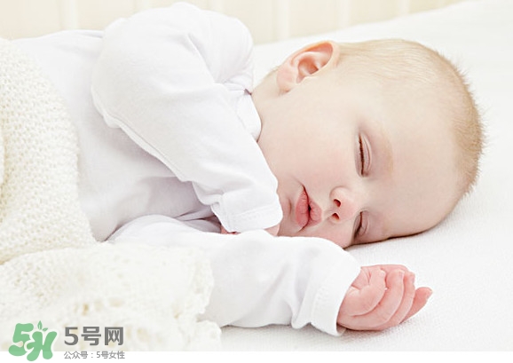 寶寶張嘴睡覺怎么回事？寶寶張嘴睡覺怎么糾正？